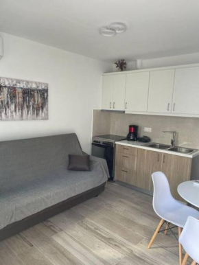Enastron Cozy & Quiet Apartment